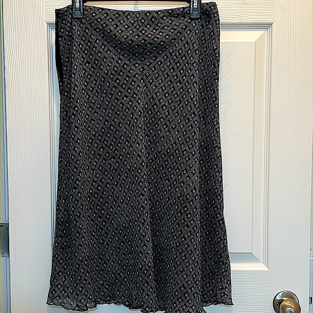 East 5th Navy print lined skirt EUC